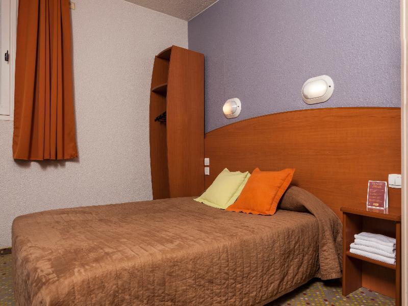 Brit Hotel Essentiel Tours Nord Exterior photo
